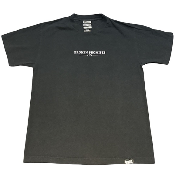 BROKEN PROMISES men's black graphic anime guides tee, size medium. - Picture 3 of 4